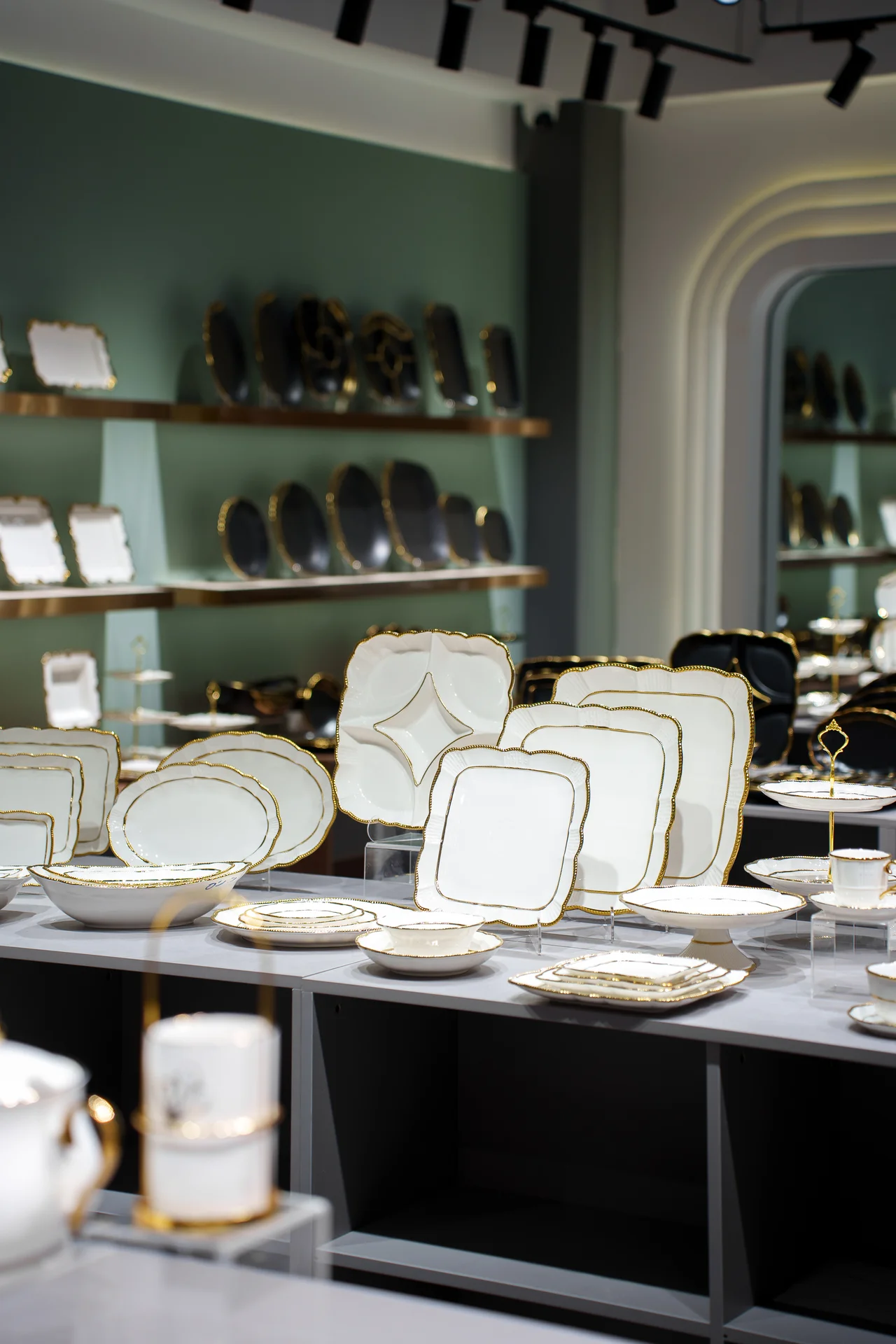 Display Windows
